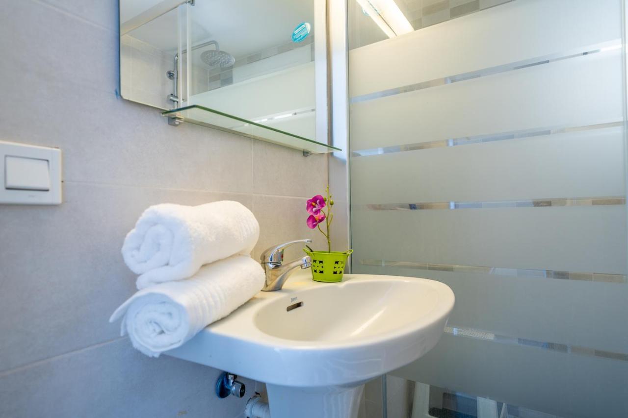 Villa Vista Lux, Piscina Privada Y Zona Exterior Con Vista Mar توسا ذي مار المظهر الخارجي الصورة